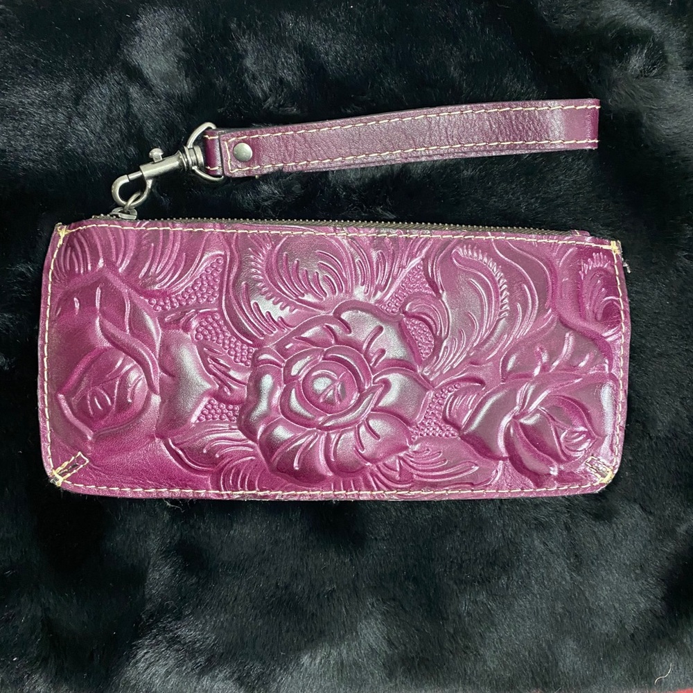 Patricia Nash Tooled Rose Clutch Wristlet